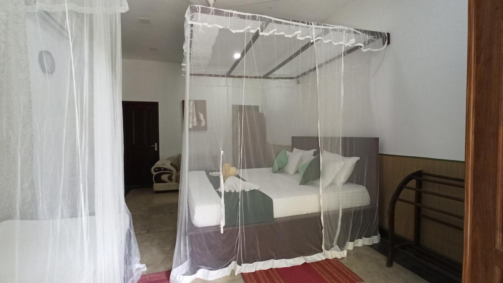 Bed and Breakfast Butterfly Jewel Unawatuna Habitación foto