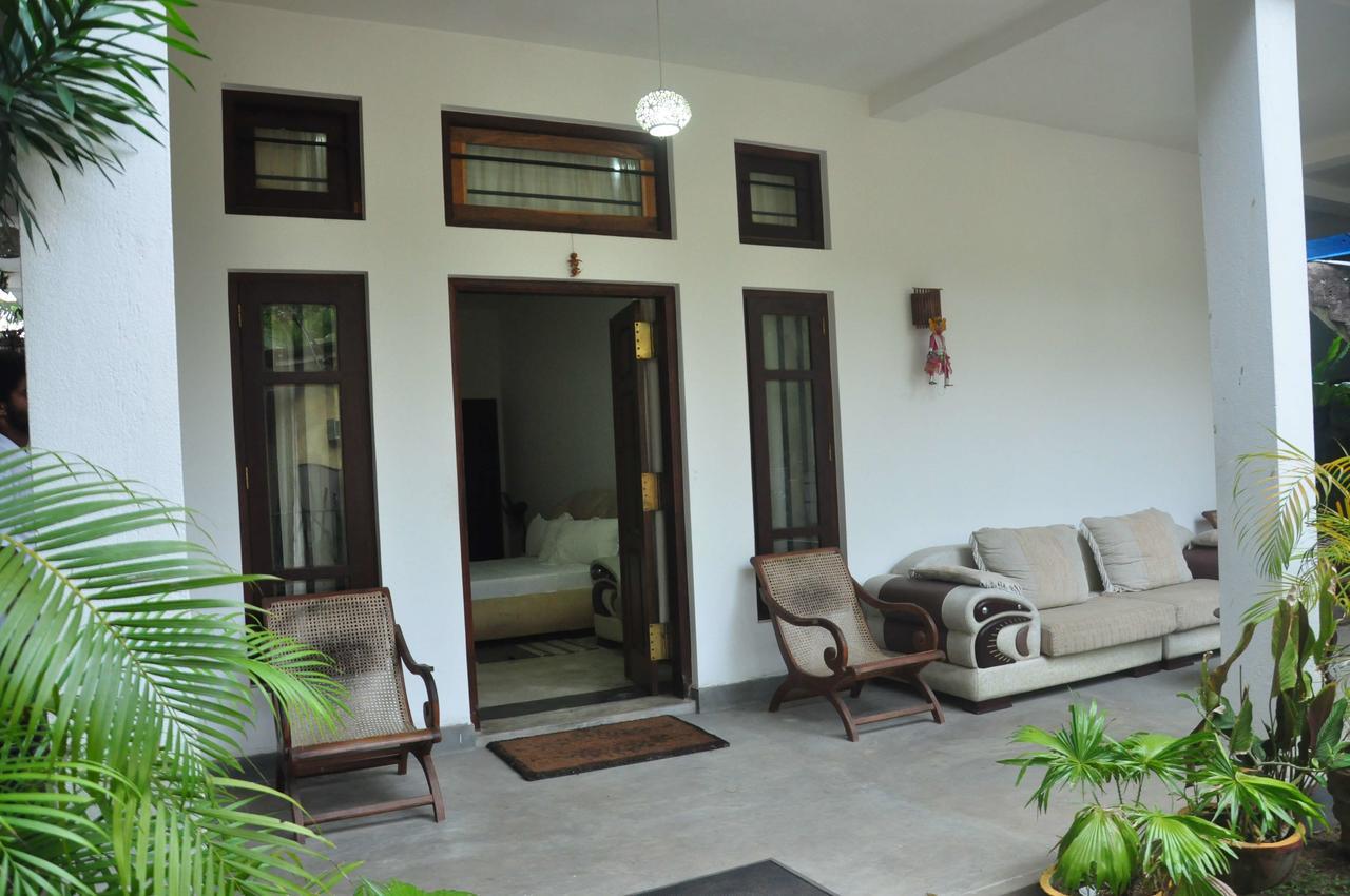 Bed and Breakfast Butterfly Jewel Unawatuna Exterior foto