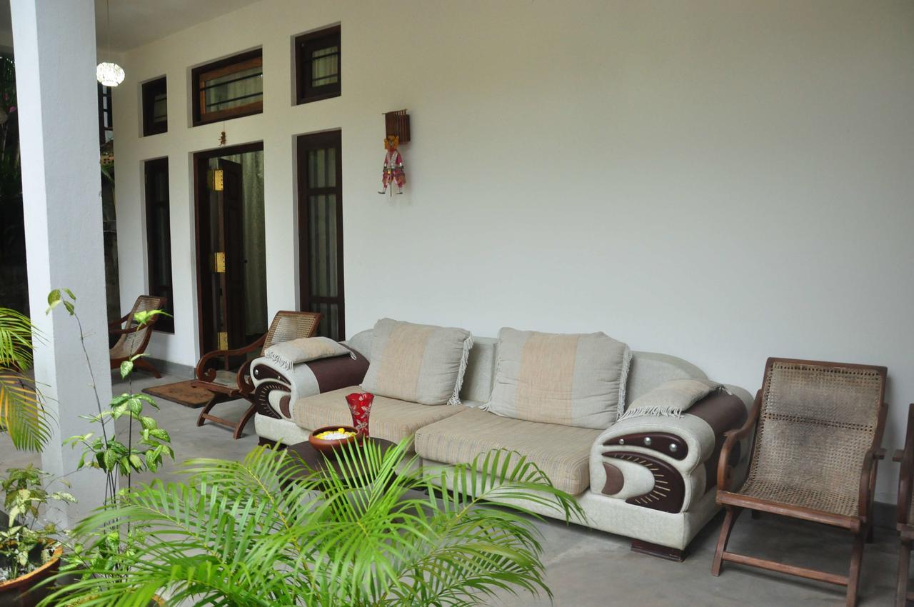 Bed and Breakfast Butterfly Jewel Unawatuna Exterior foto