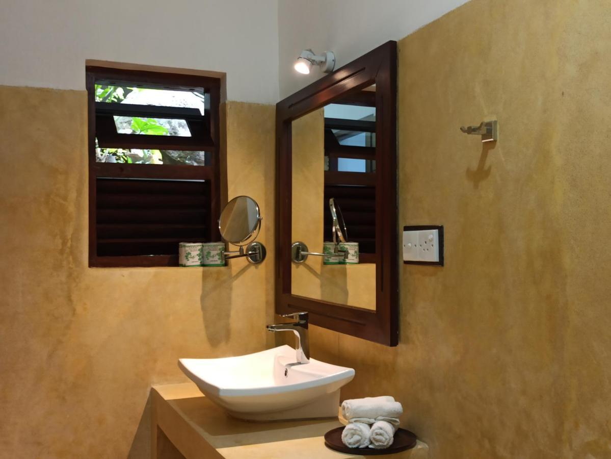 Bed and Breakfast Butterfly Jewel Unawatuna Exterior foto
